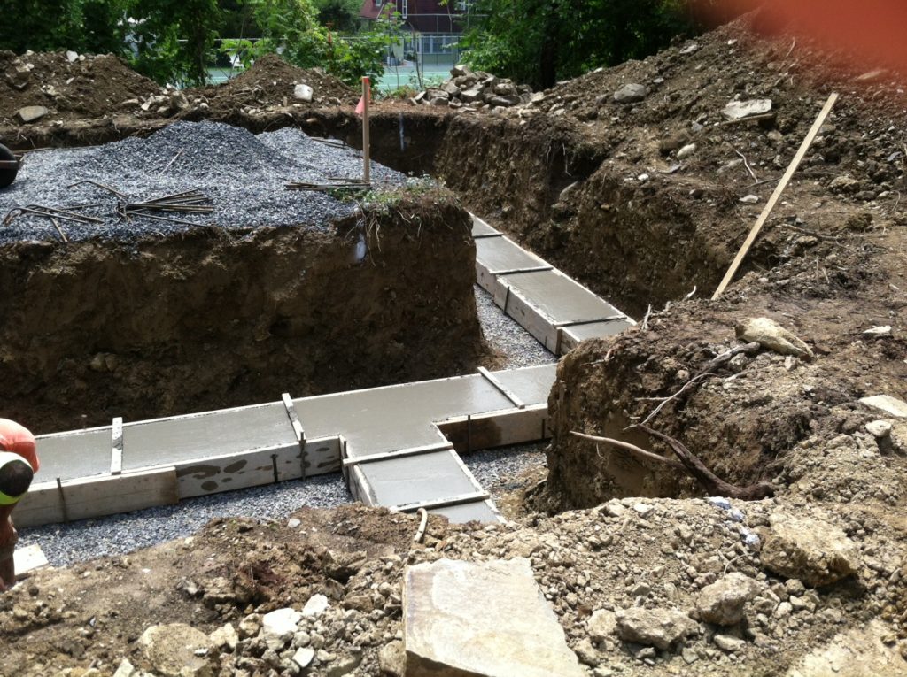 footing+poured+7-14-14
